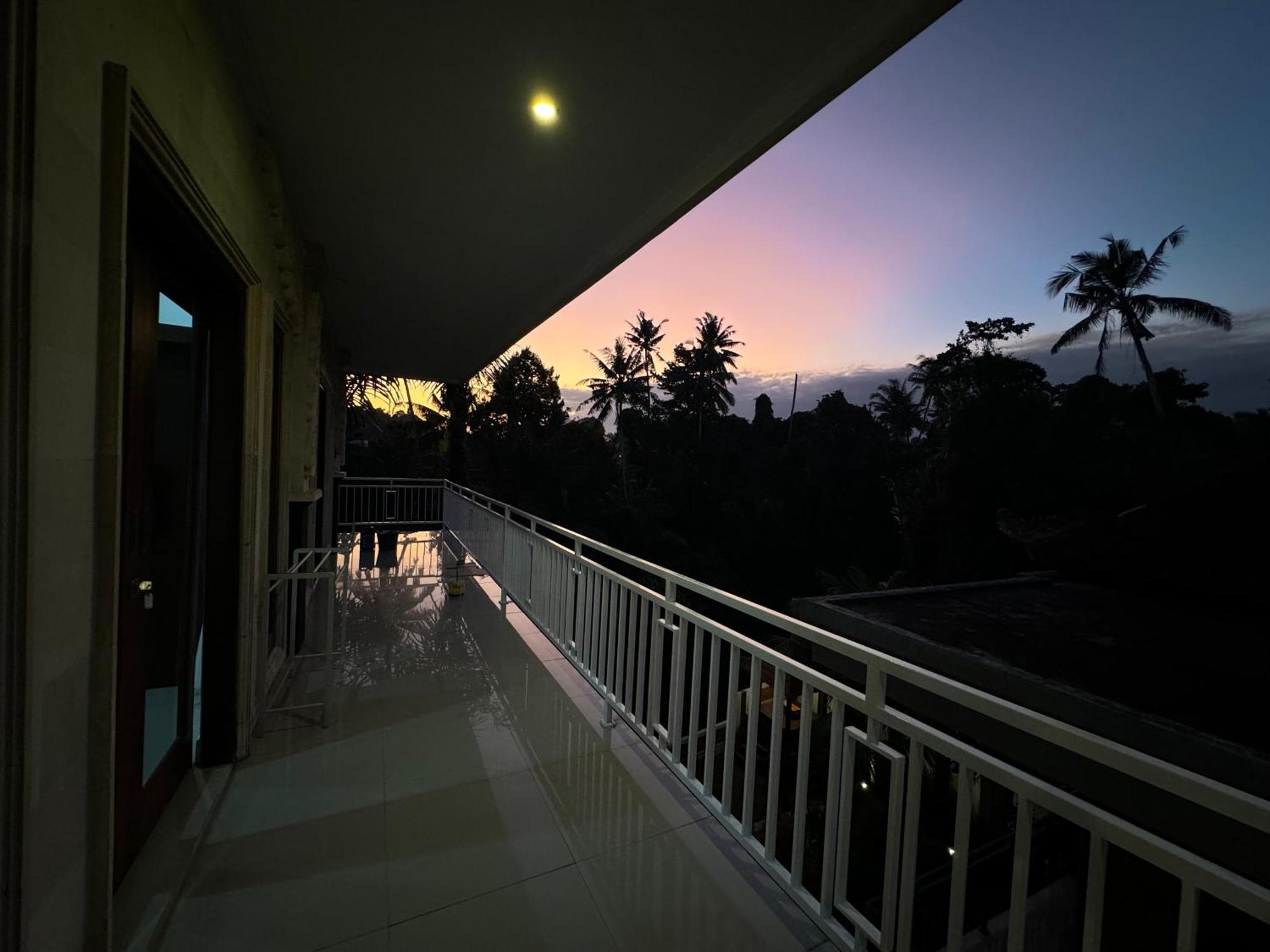 Hanaka Riverside Ubud Екстер'єр фото
