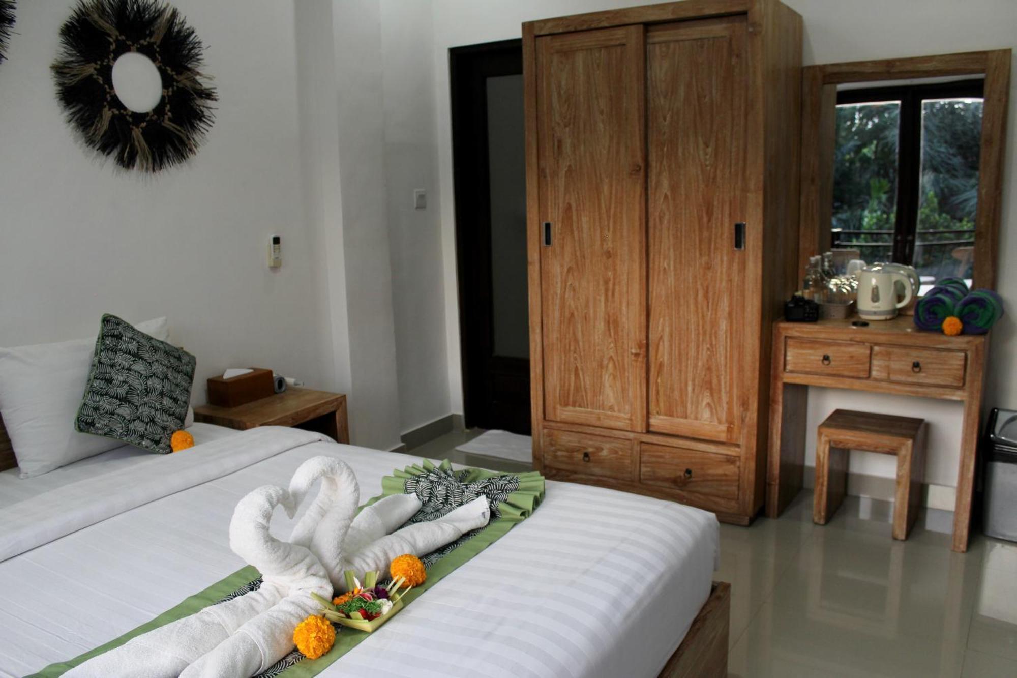 Hanaka Riverside Ubud Екстер'єр фото