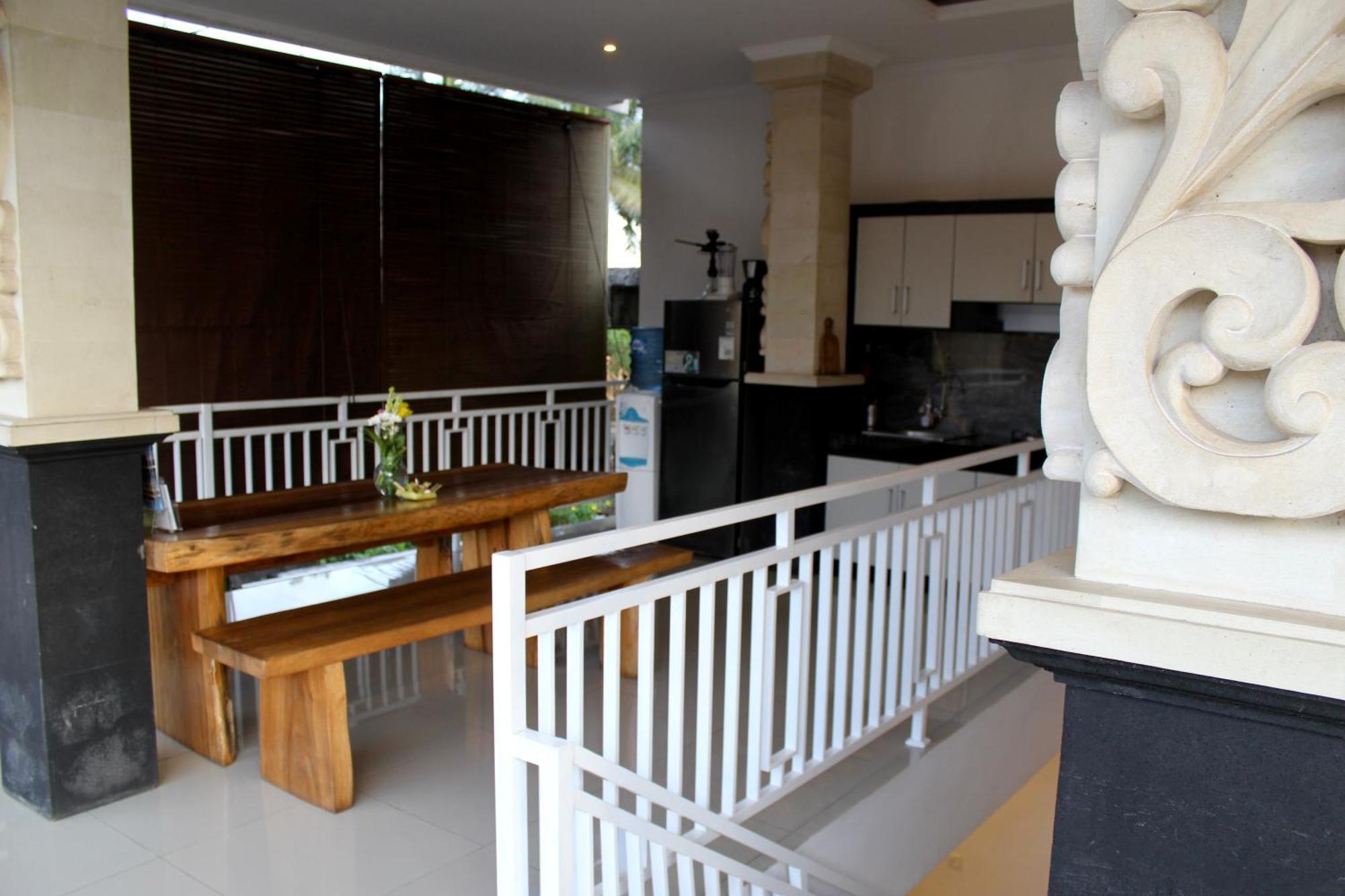 Hanaka Riverside Ubud Екстер'єр фото