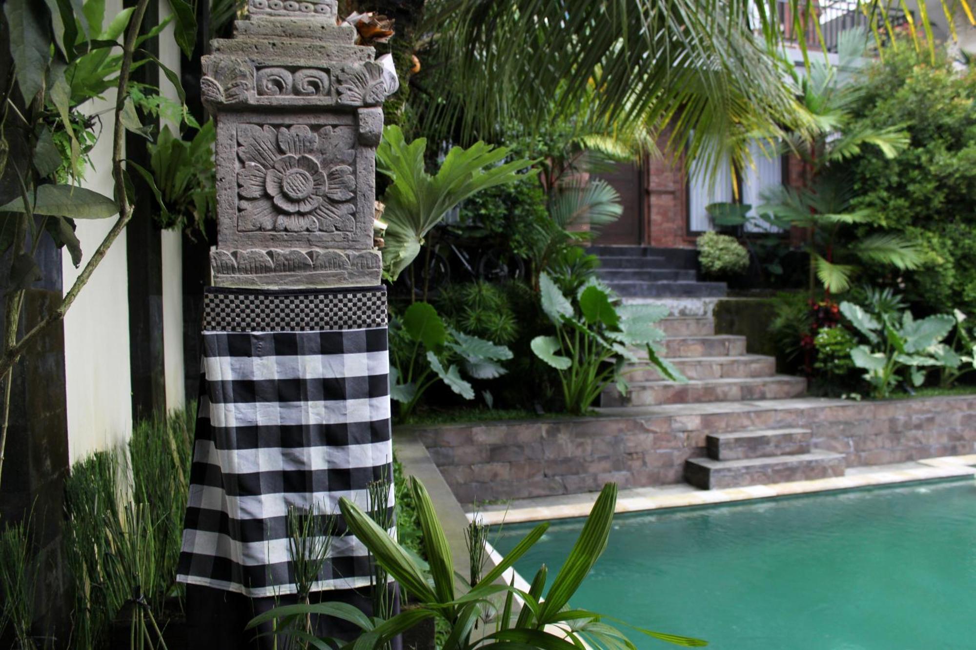 Hanaka Riverside Ubud Екстер'єр фото